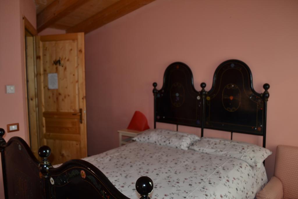 Villa Cascina Trapella Terruggia Habitación foto